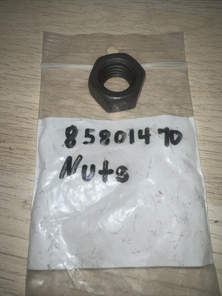 CaseIH/ Holland 85801470 Nuts