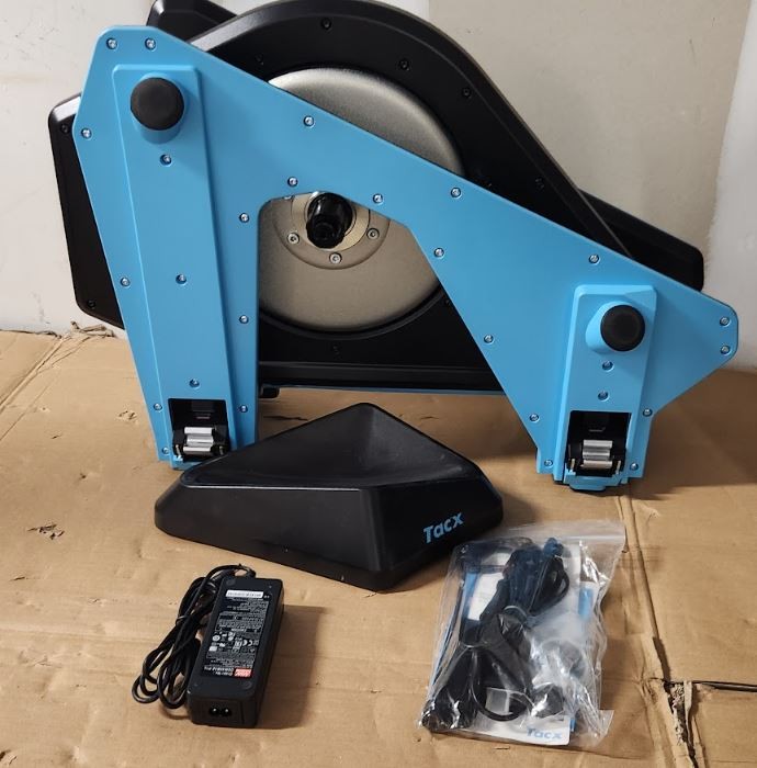 Tacx NEO 2T Smart Trainer - T2875.60