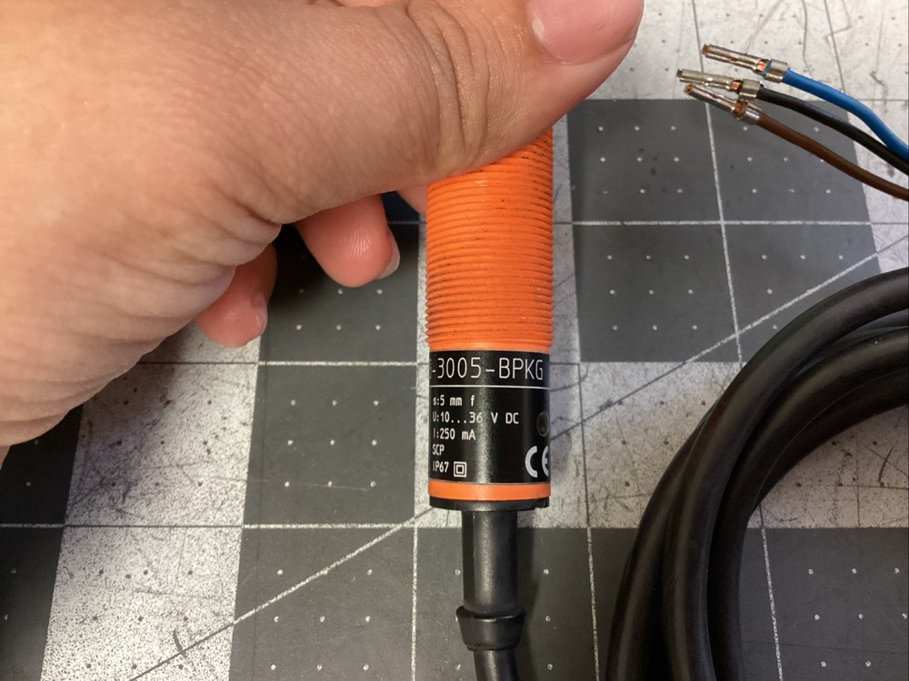 INDUCTIVE SENSOR IFM EFECTOR IG-3005-BPKG (LPW60N)