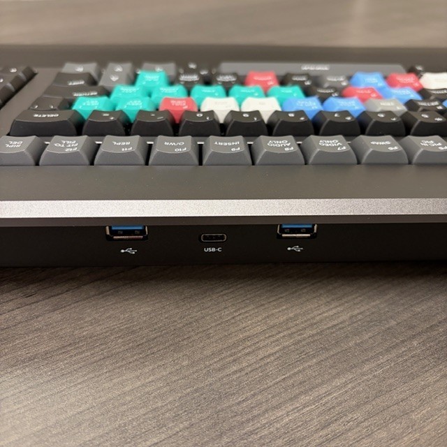 USED Blackmagic Design DaVinci Resolve Editor Keyboard w/ Resolve Software Card