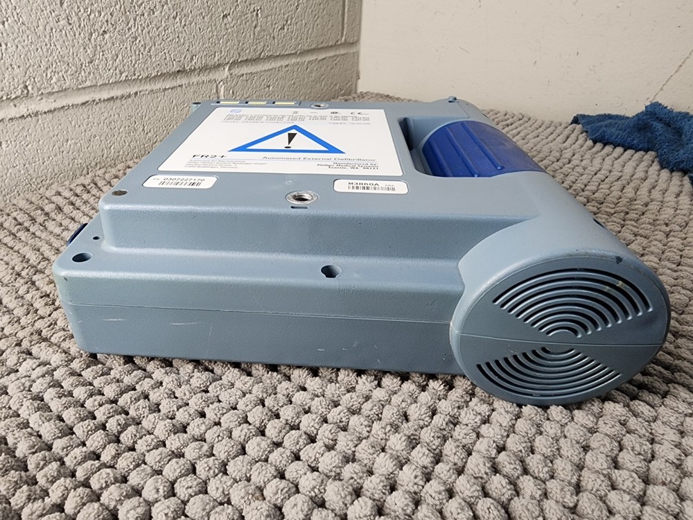 PHILIPS FR2+ HEARTSTART AUTOMATIC EXTERNAL AED No Pads W/BATTERY