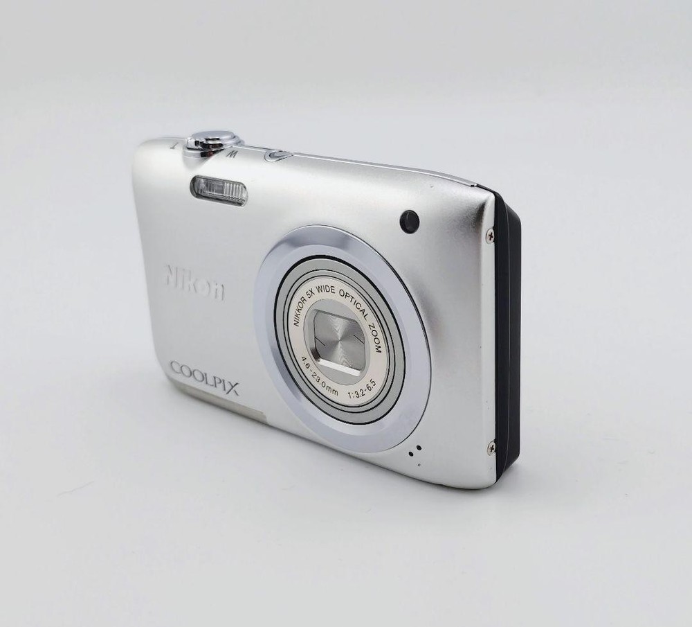 Nikon COOLPIX A100 Compact Digital Camera Silver Optical Zoom 5x