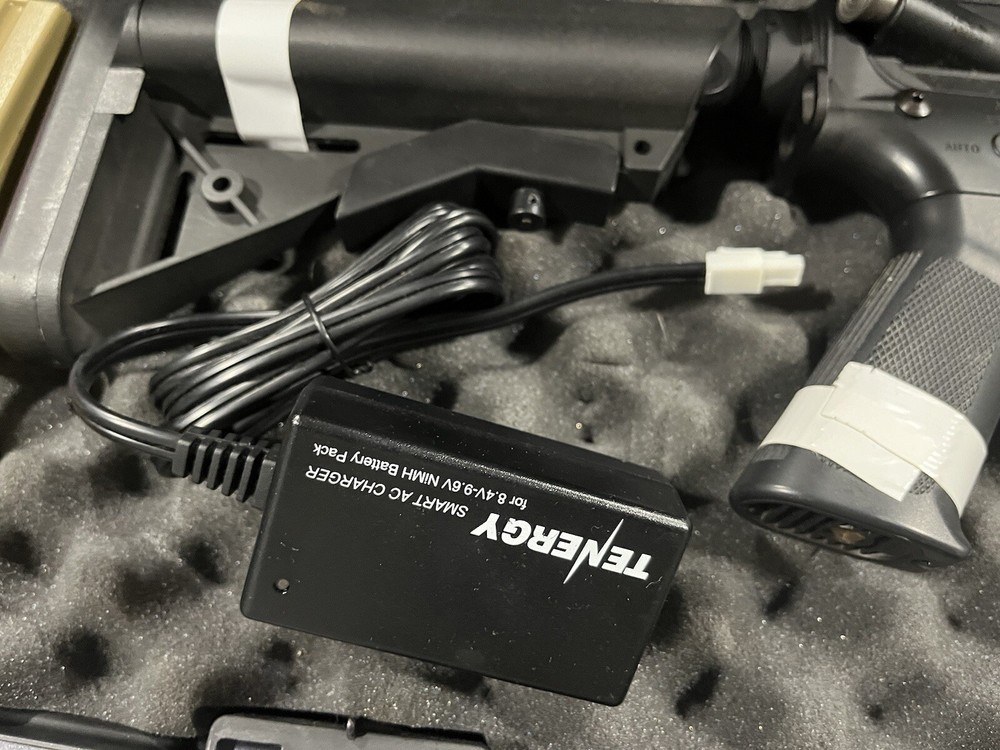 KWA kr12 + mags + peq box + sight