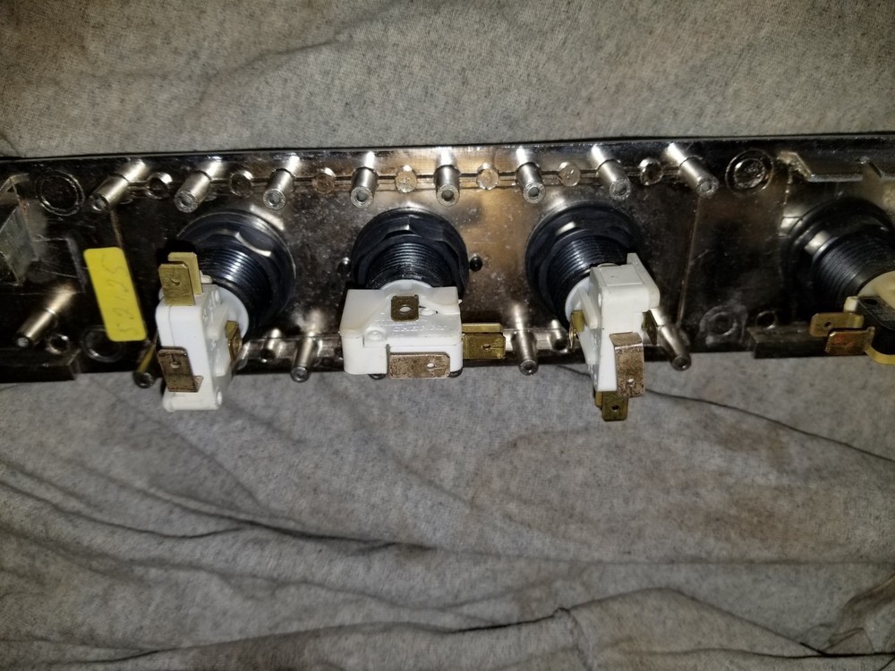 Casino game button controller face plate with coin op hole return button