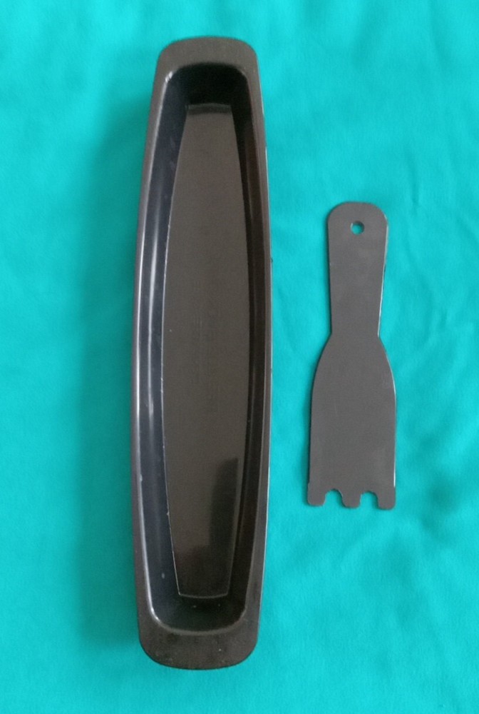 George Foreman 14 1/4” Black Replacement Drip Catch Tray With Scraper