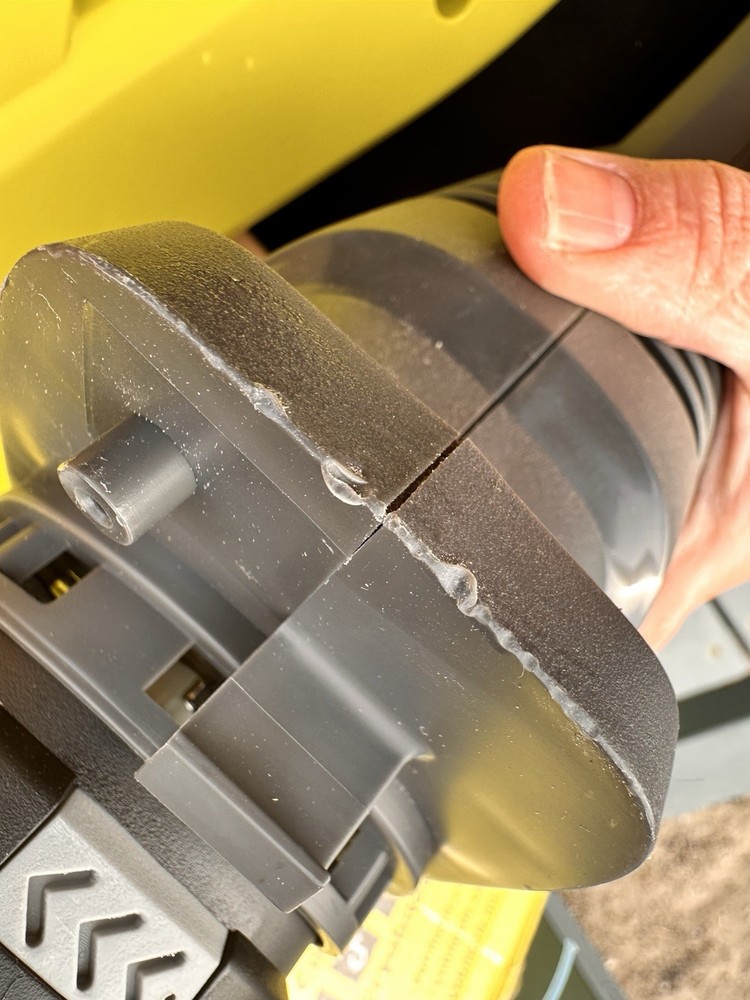 Ryobi One 18v 2-Tool Combo. Includes 10” String Trimmer & 250cfm Blower