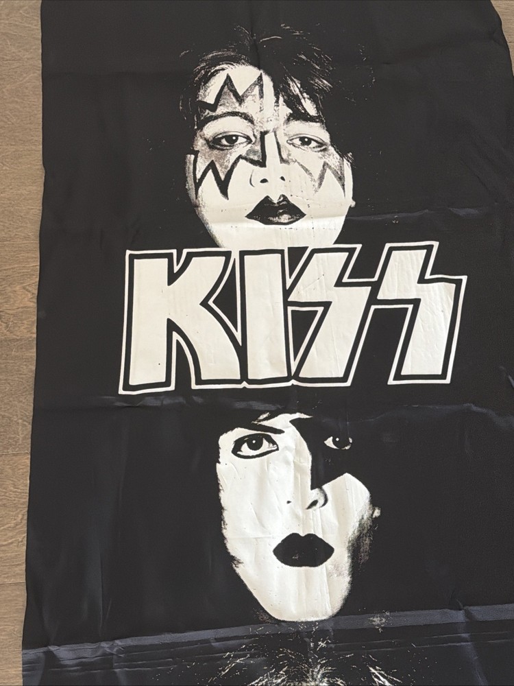 Vintage KISS Banner 1988 Licensed Silky Door Tapestry Nikry Dynasty