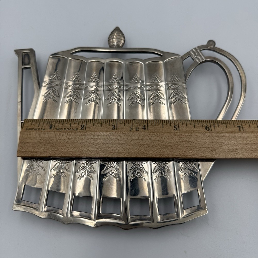 1992 Godinger Silver-Plated Teapot Pot Holder