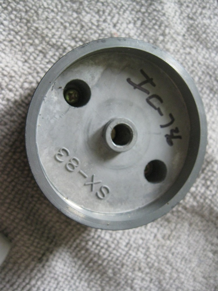 Icom IC-736 Original VFO knob with rubber grip ring in good shape