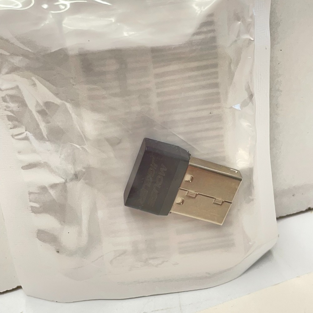 USB Mouse Jiggler Automatic Computer Mouse Mover Jiggler USB Port for Computer