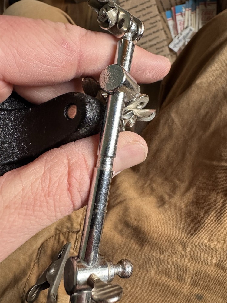 Vintage Fly Thing Vise Vgc Unmarked