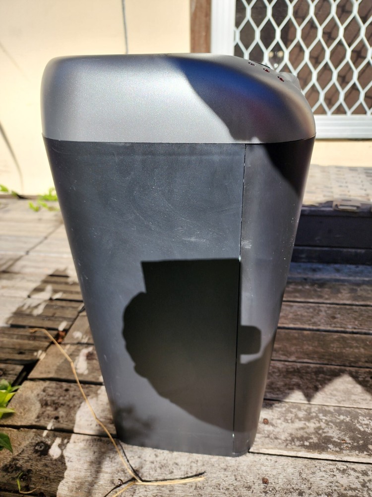 fellowes paper shredder 70s