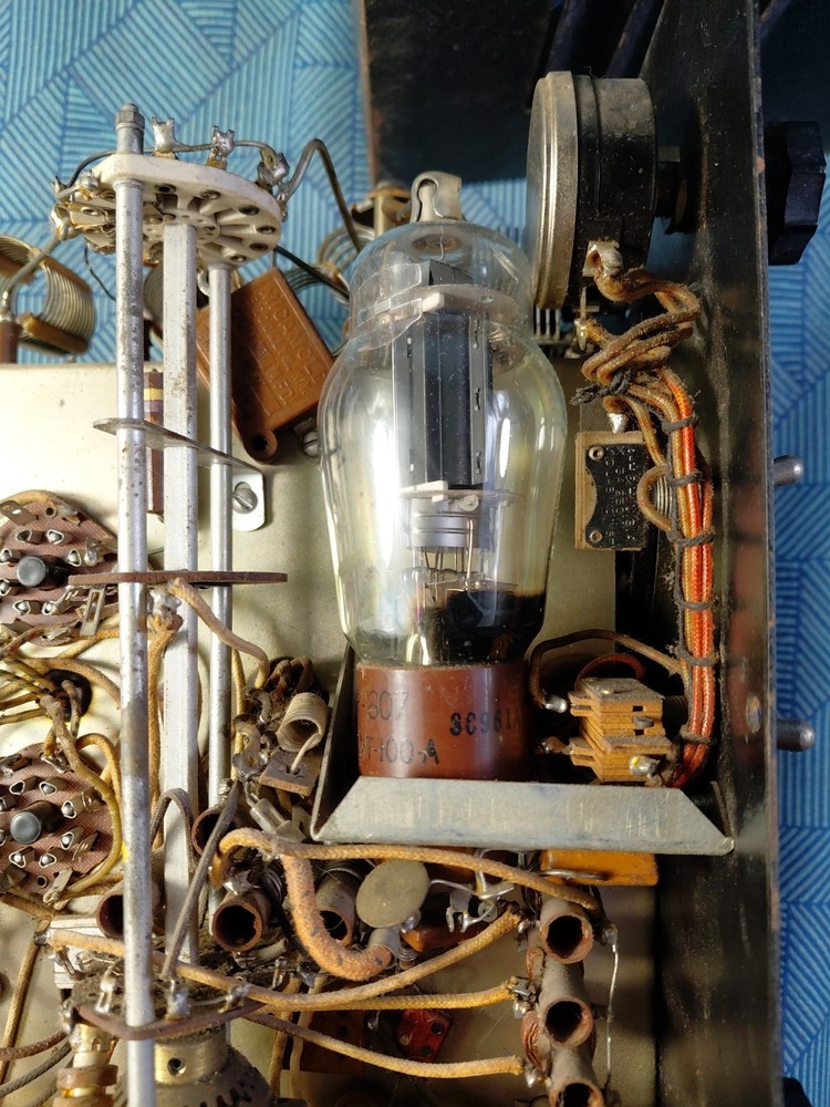 Vintage HARVEY WELLS Transmitter Deluxe TBS-50D, Untested, As Is