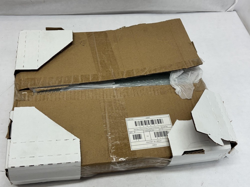 4mm Rain Pattern Tempered Glass Panel Rectangular Corner Textured Replacement