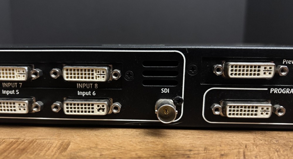 Barco PDS-902 SDI Digital Switcher unit with power cable