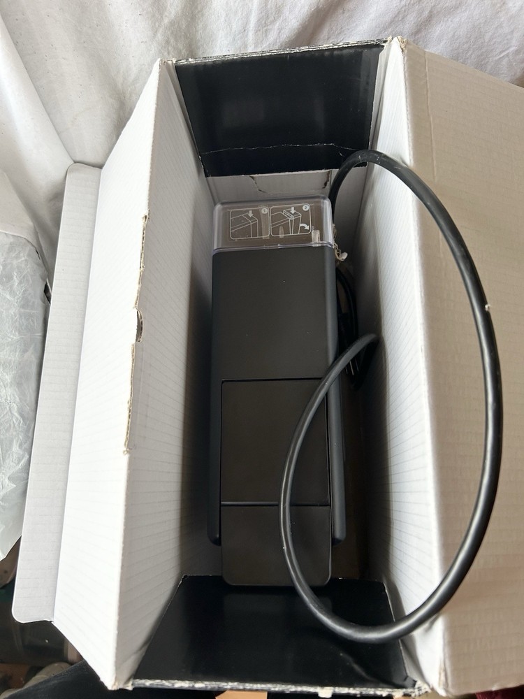 Illy Y3.3 Espresso Machine - Single Serve - Black