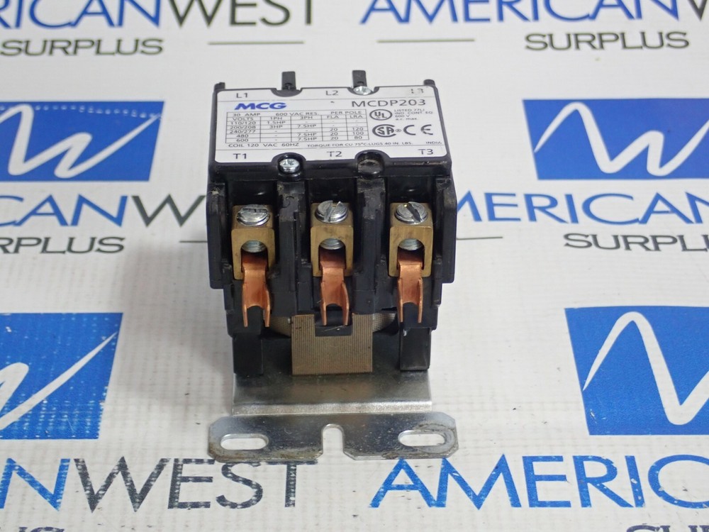 MCG MCDP203 30A CONTACTOR W/ 120V COIL