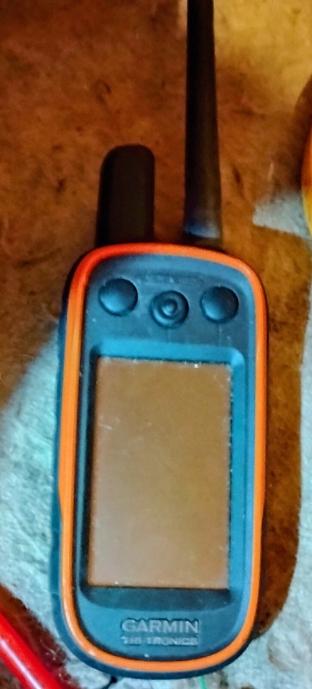 Garmin Alpha 100 Tri-Tronics Handheld GPS f Multi-Dog Tracking & Training NICE!