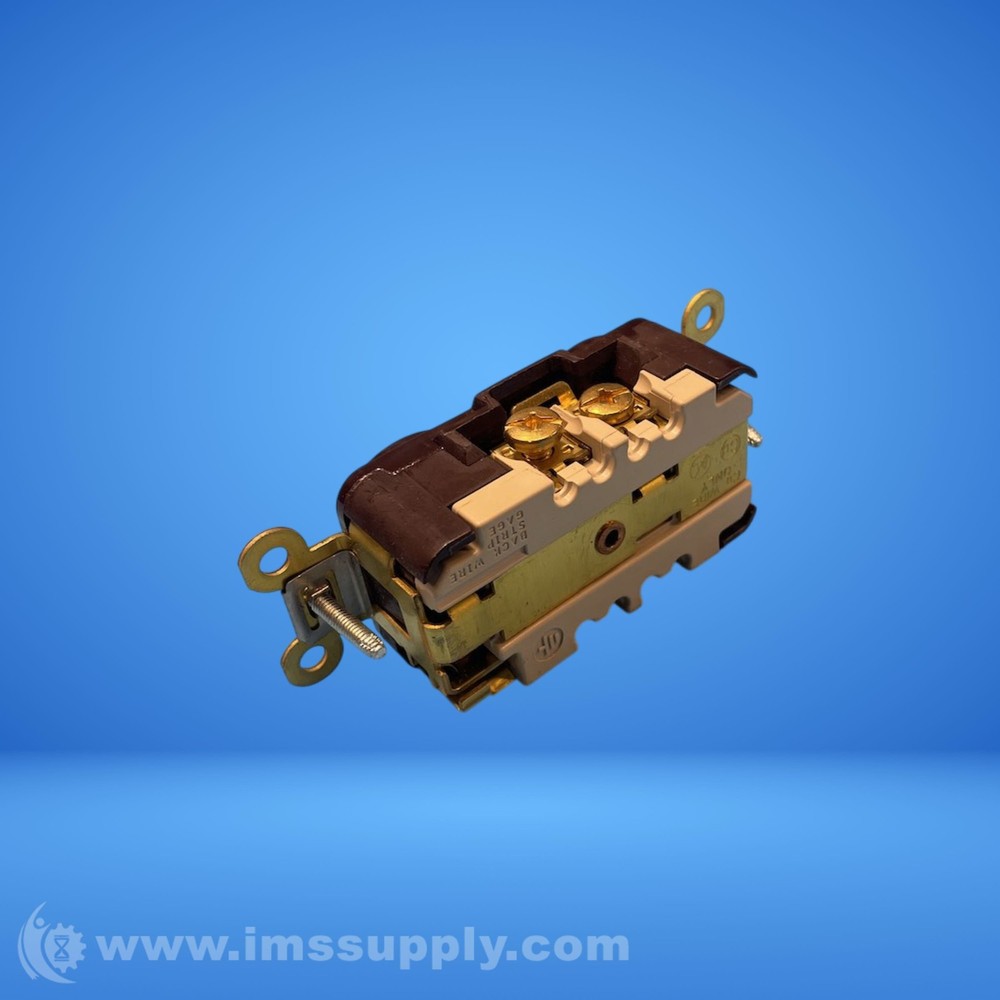 Hubbell HBL5662 Duplex Receptacle FNOB