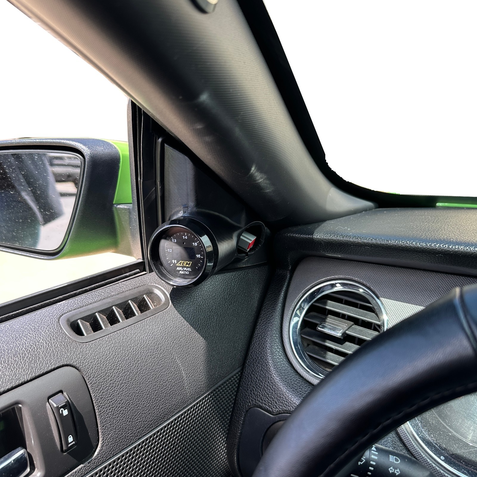 Single gauge pod mount for 2010-2014 Mustang mirror trim 52mm snap in