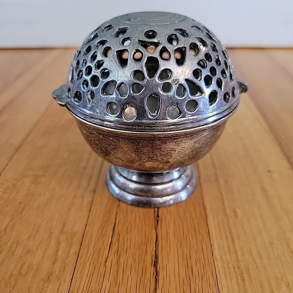 Silver Hinged Sponge Ball 3.5" X 4” Vintage Marked 128