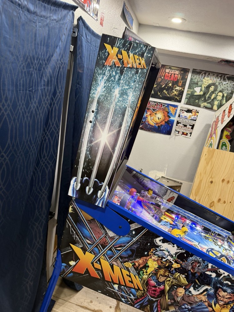 pinball machine Xmen Le Wolverine, extremely Rare