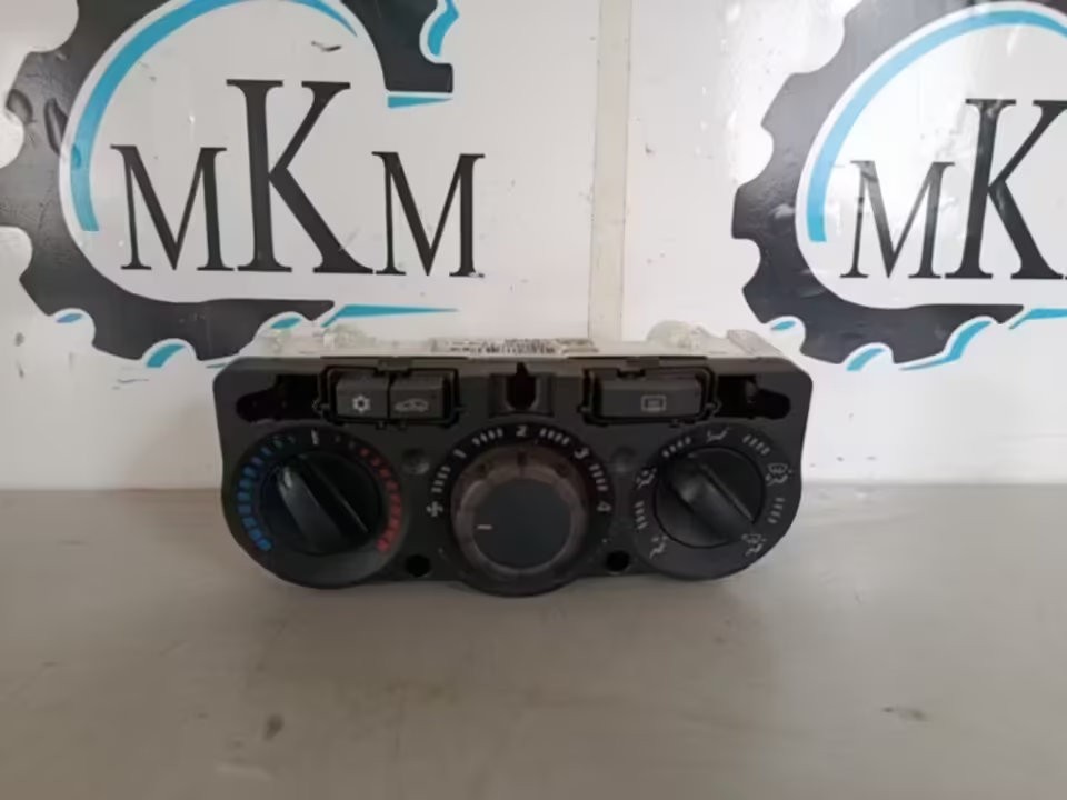 Vauxhall Corsa D Climate Control Panel - 466119570 / 5E094010