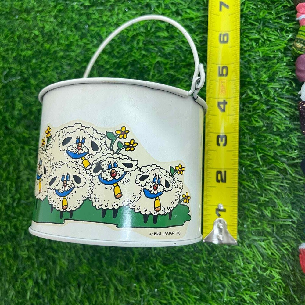 Vintage Jamar Tin 1981 Sheep Tin with Handle Six Flags