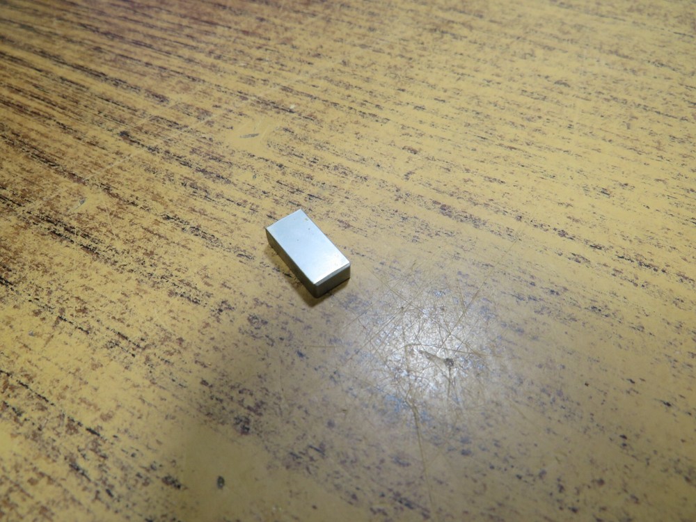 Yaesu FRG-7700 HF Receiver  switch cap / tip