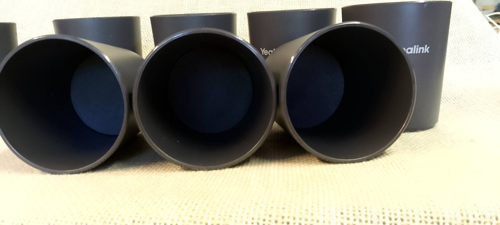 8 x Yealink Wireless Presentation Pod Holder