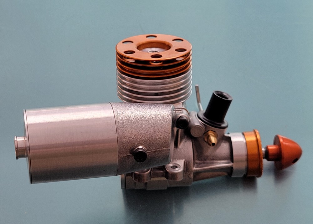 FORA 3.5cc (.21 cid) GLOW COMPETITION ENGINE WITH MUFFLER