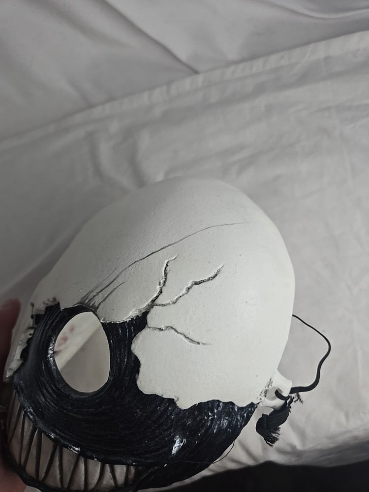 Smile version 2: Resin cast mask Used