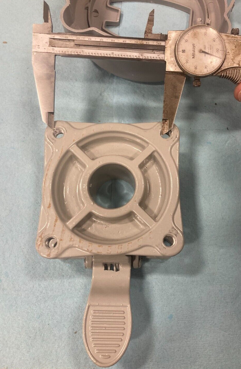 360 Degree Rotational Umbrella Base with Decorative Cover (Hard to Find)