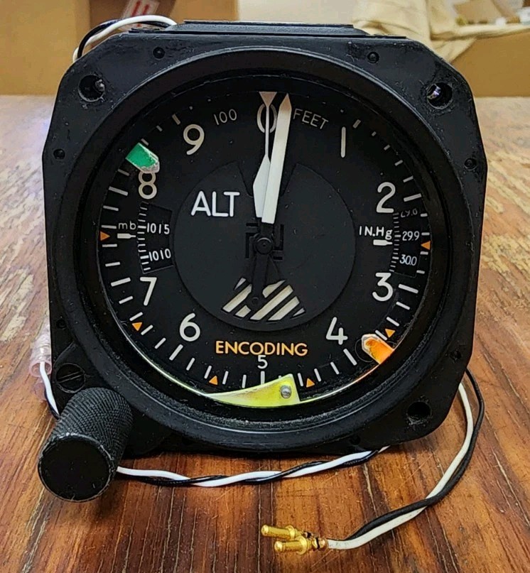 KEA 130 Encoding Altimeter   P/N:  5035P-P46