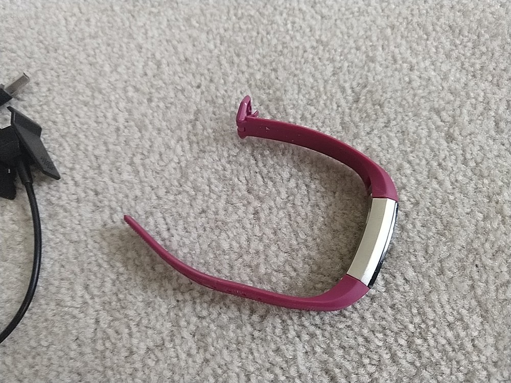 Fitbit Alta Activity Tracker Wristband Watch UNTESTED