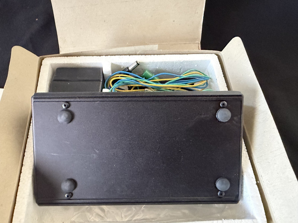 Tenma Model 72-965 Semiconductor Tester