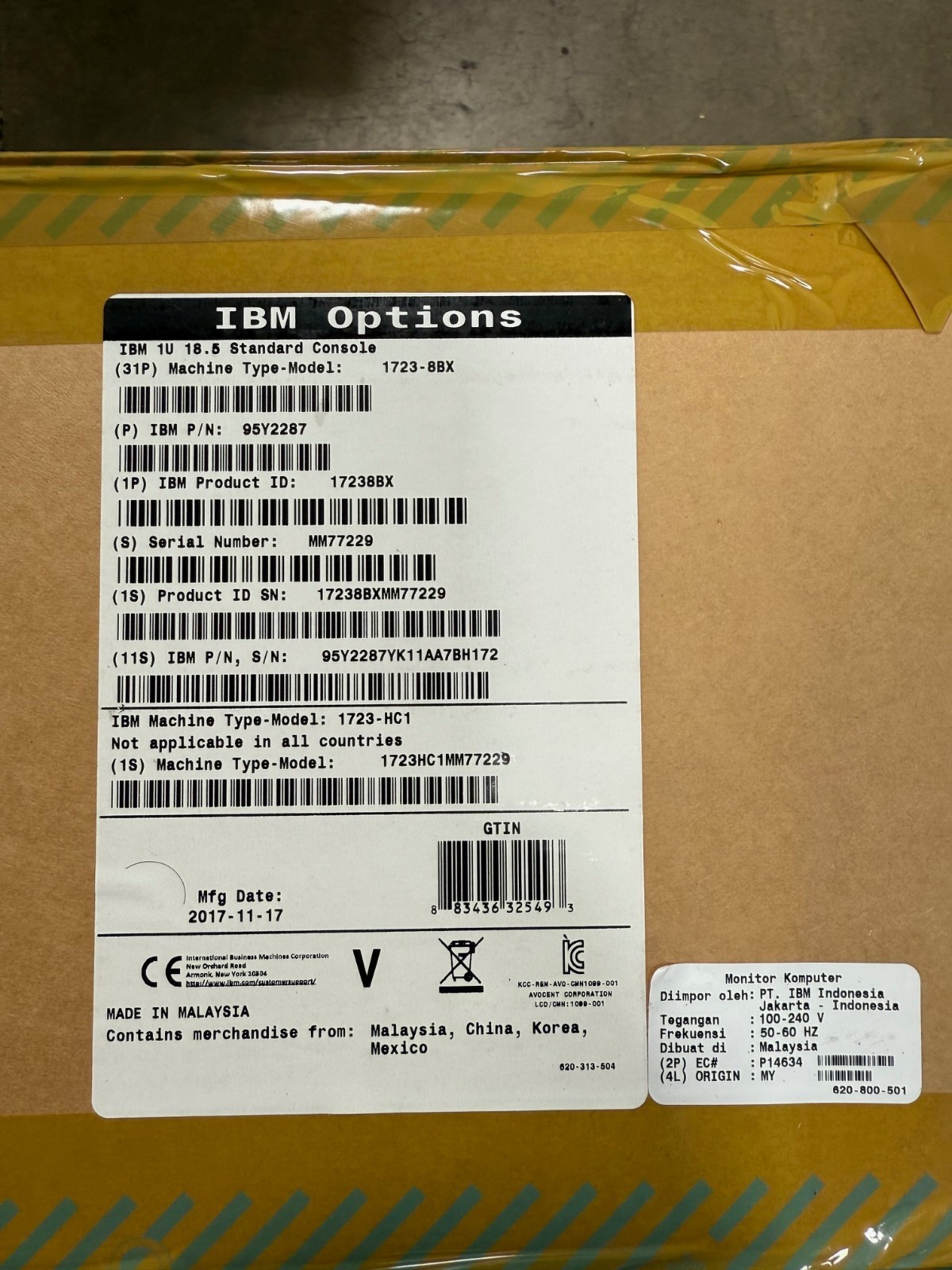 Brand New Sealed 1723-8BX IBM LENOVO-1U 18.5" STANDARD KVM CONSOLE KIT