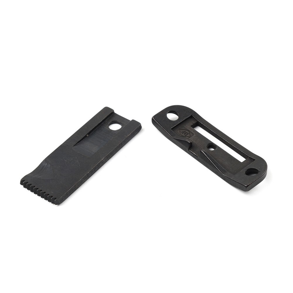 Needle Plate + Feed Dog For Typical 810 Post-Bed Sewing Machine