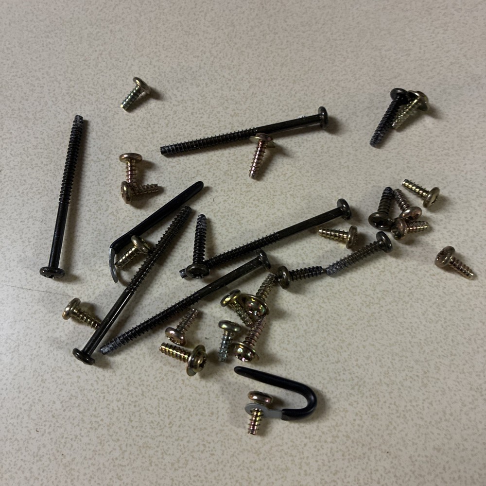 Fostex Multitracker XR-5 original Replacement Part Case Screws