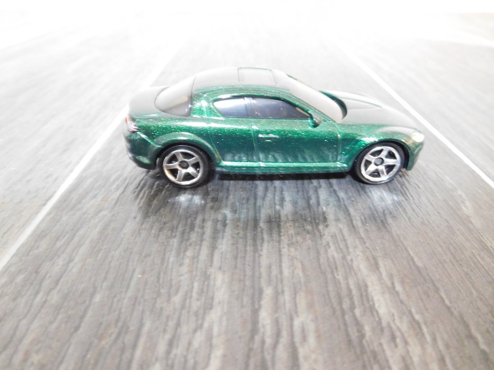 Matchbox 2004 Mazda RX-8 In Green Mint Condition
