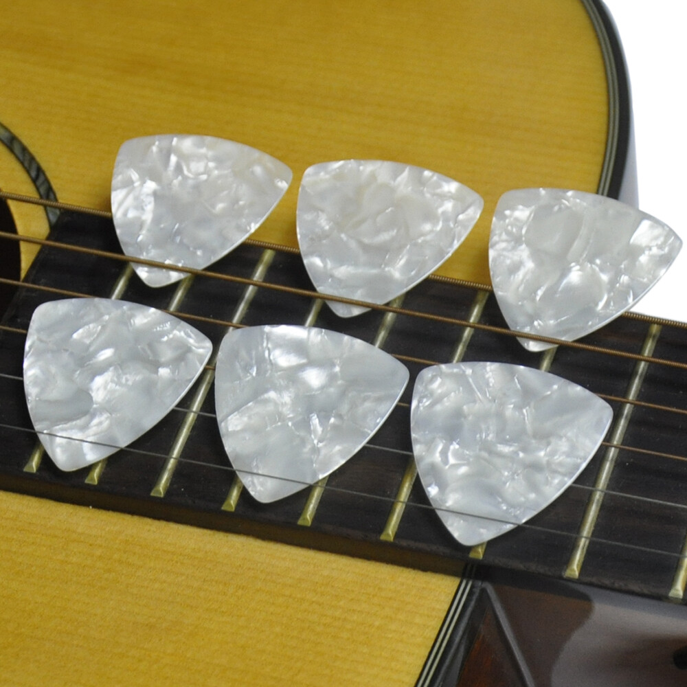 100pcs/lot White Pearl 0.71mm Medium Big Rounded Triangle Celluloid Guitar Picks