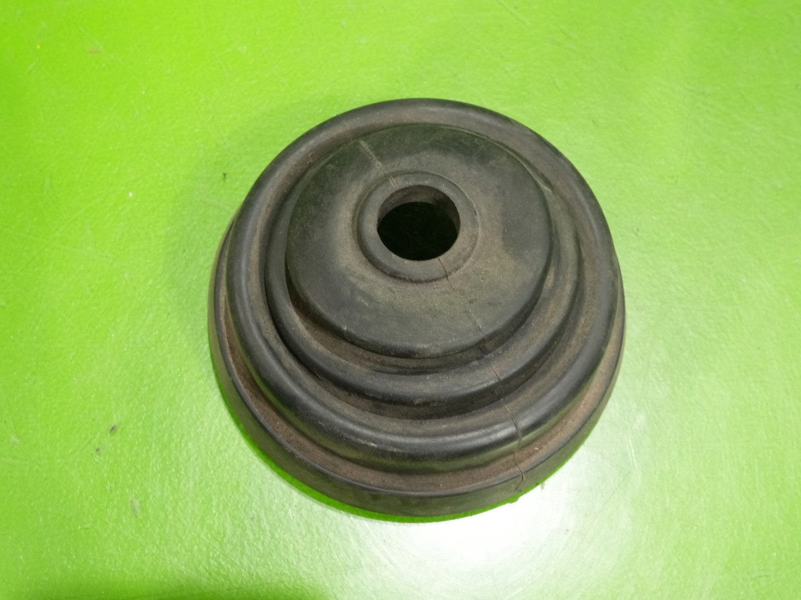 92-95 Civic OEM MT manual trans floor shifter rubber boot surround Honda Acura