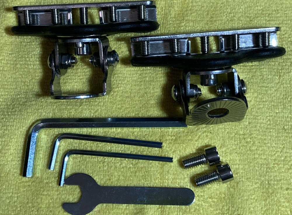 2pc light bar mounting brackets for ATV, UTV, SUV. Universal Clamp Mount.