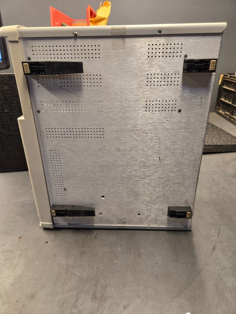 EXFO OPTICAL TEST IQ-203-A3N4 - Powers on