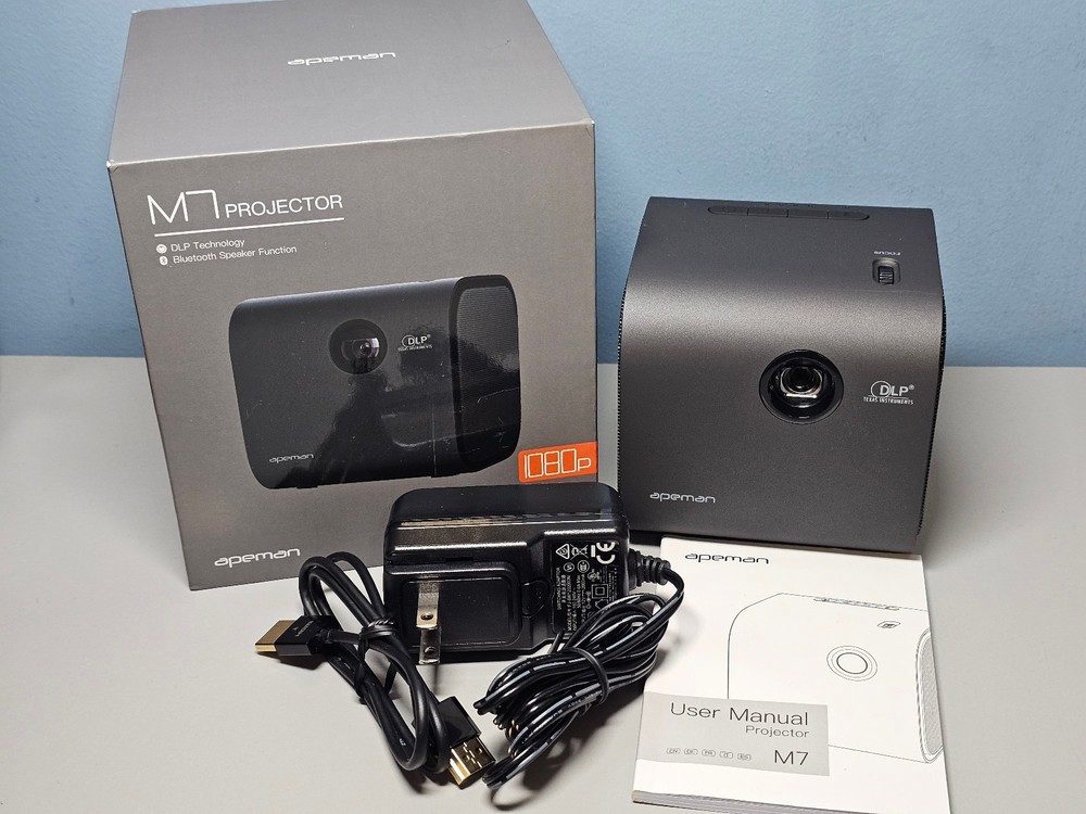 Apeman M7 Projector - 1080p -DLP Technology - Bluetooth - .8-2.6m Projection