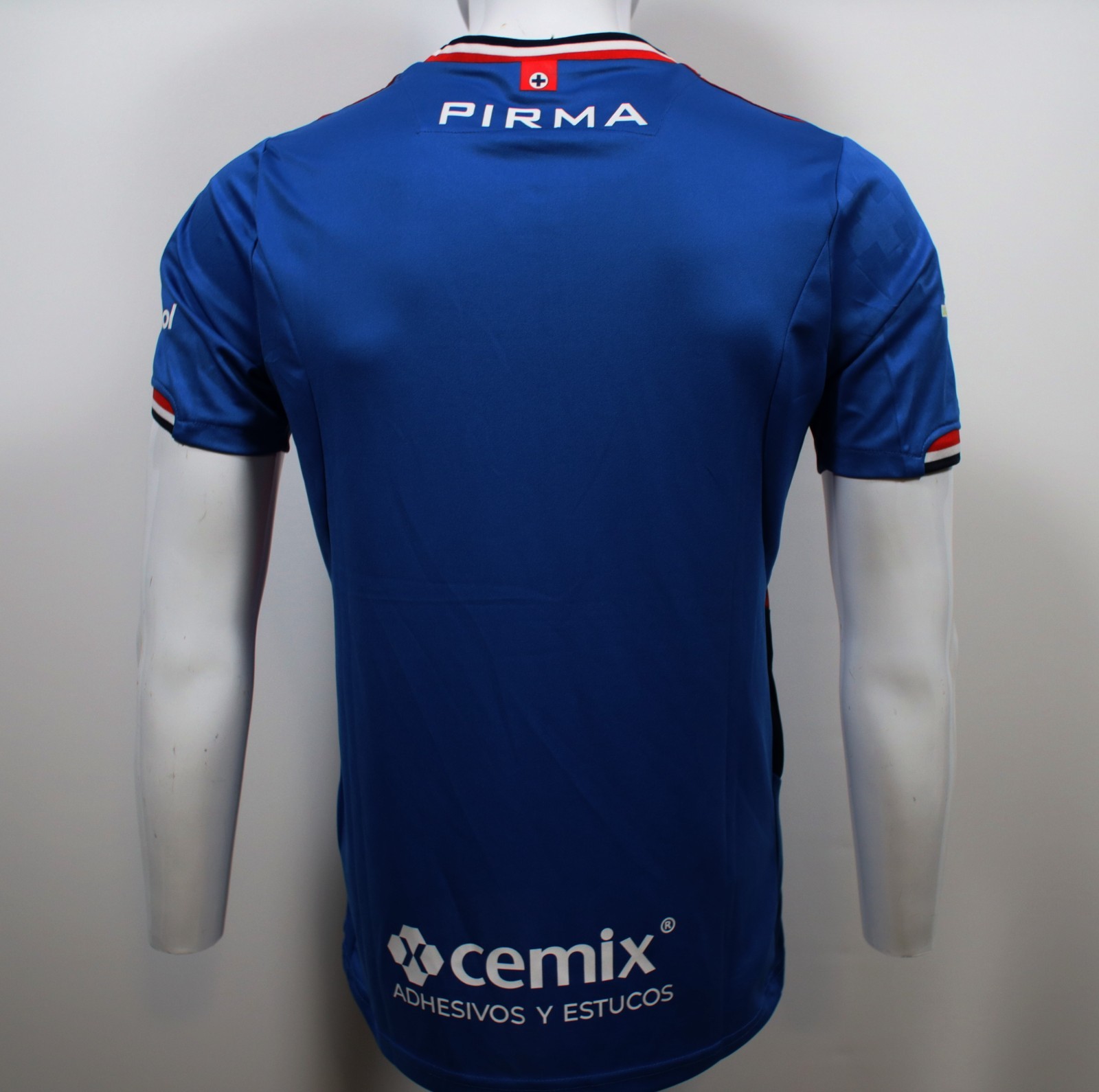 CRUZ AZUL LOC 25/26 CON PARCH LIGA MX (Talla Reducida) slim fit LEER DESCRIPSON