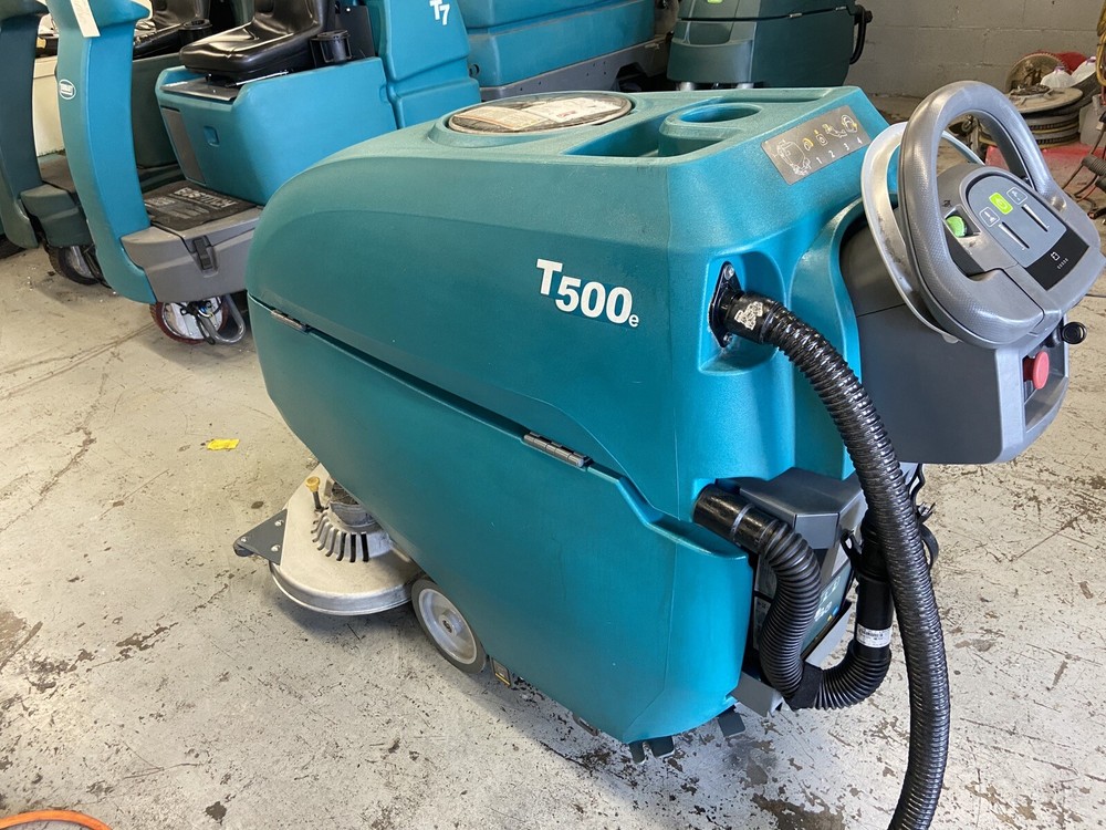 Tennant T500e 32" Disk Floor Scrubber