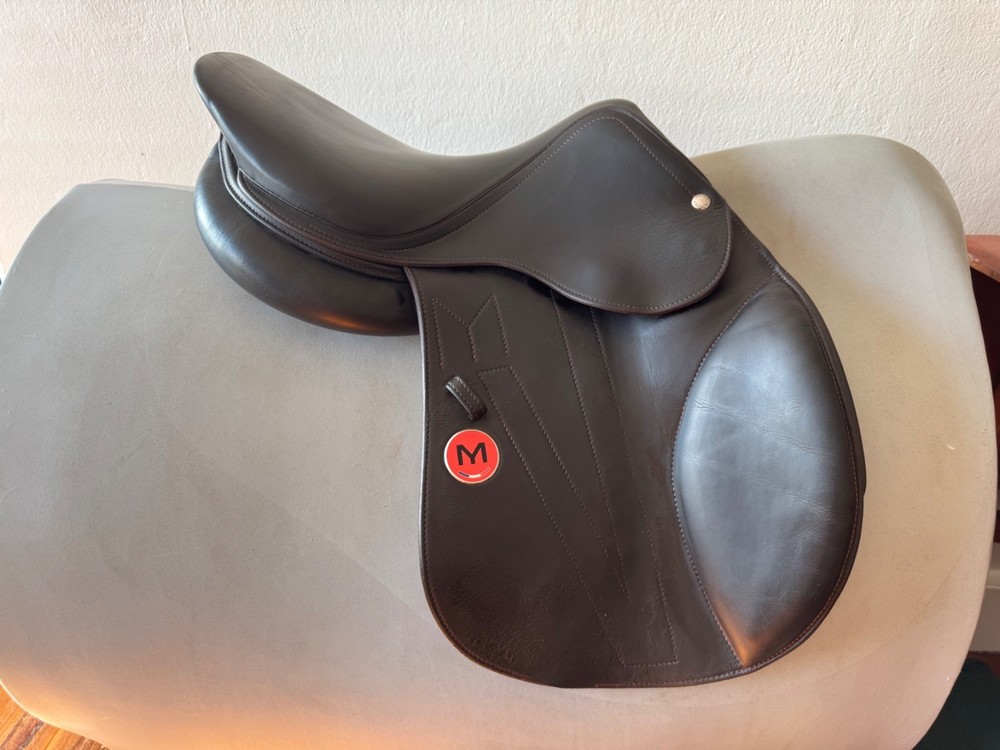 16" Meyer Zephyr Saddle - 2019 - WIDE - Mint!