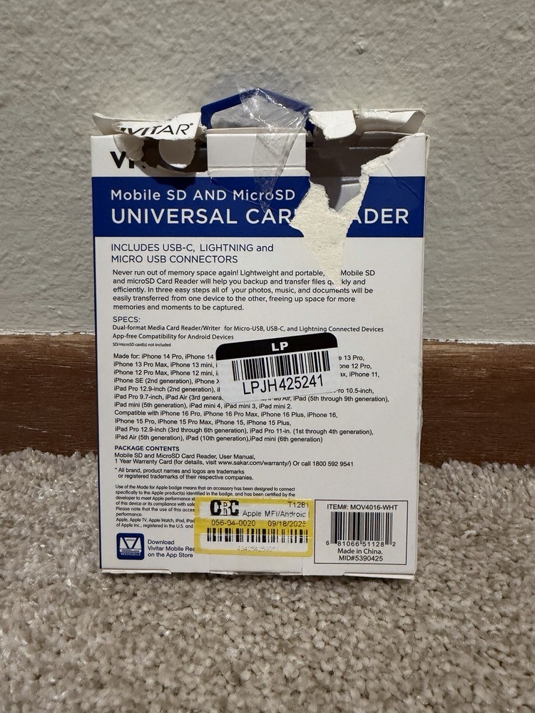 Vivitar Apple MFI/Android Mobile MicroSD Card Reader White New Damaged Box