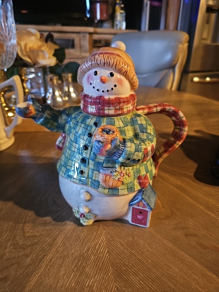 Snowman Man Teapot